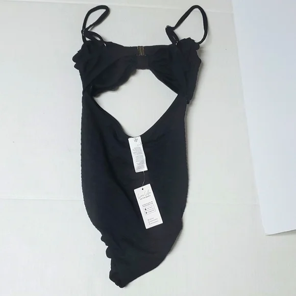 NWT The Cupshe Black Knotted Scalloped One Piece Swimsuit Small - Picture 11 of 12